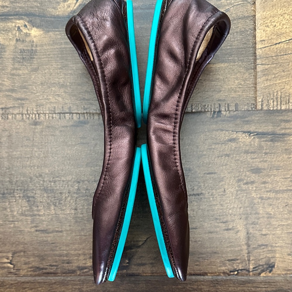 Tieks Limited Edition Raspberry Truffle - Picture 5 of 7